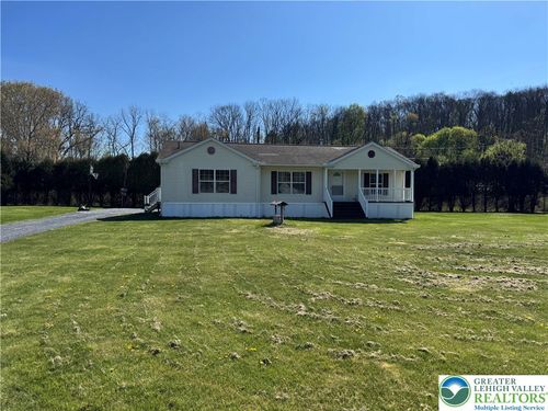 5421 Loftin Dr, Schnecksville, PA, 18078-3111 | Card Image