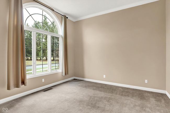 Living Rm | Image 8