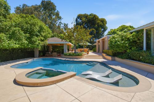 125 Vientos Rd, Camarillo, CA, 93010-1602 | Card Image