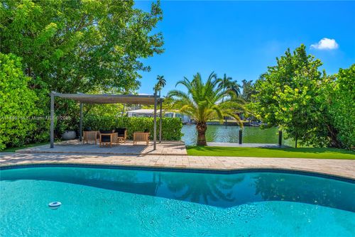 410 S Shore Dr, Miami Beach, FL, 33141-2402 | Card Image