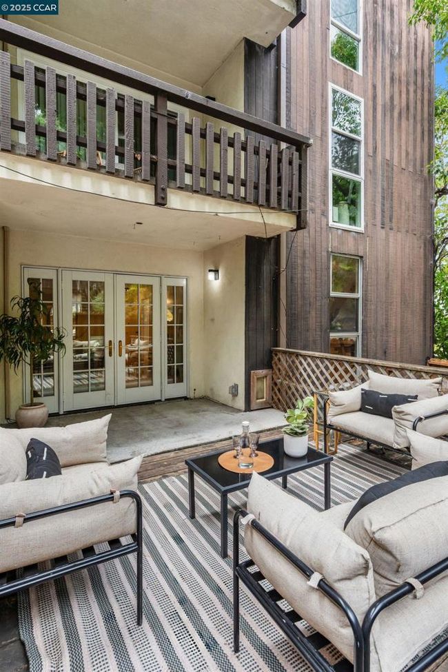101 - 2 Panoramic Way, Condo with 2 bedrooms, 1 bathrooms and 1 parking in Berkeley CA | Image 26
