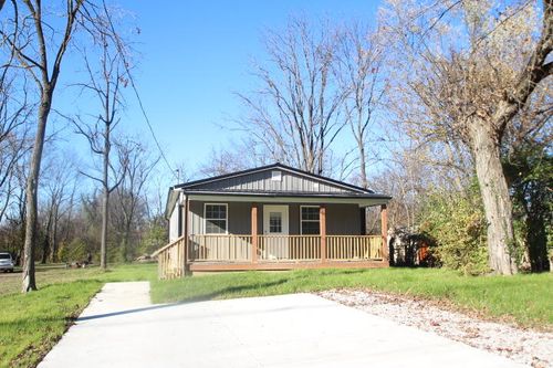321 E Woodford St, Lawrenceburg, KY, 40342-1145 | Card Image