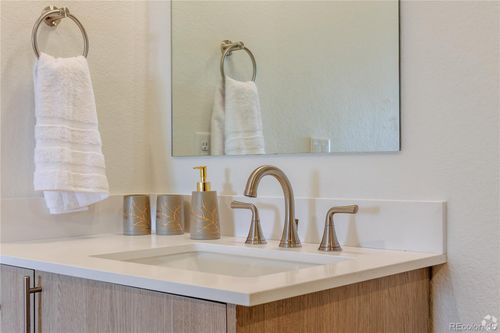 apt-214-5256 Federal Blvd, Denver, CO, 80221-1126 | Card Image