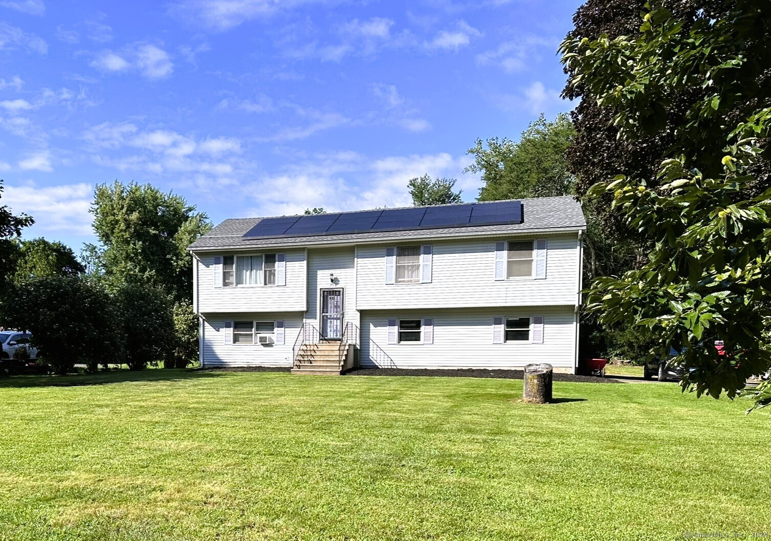 Bloomfield Ave, Windsor, CT 06095