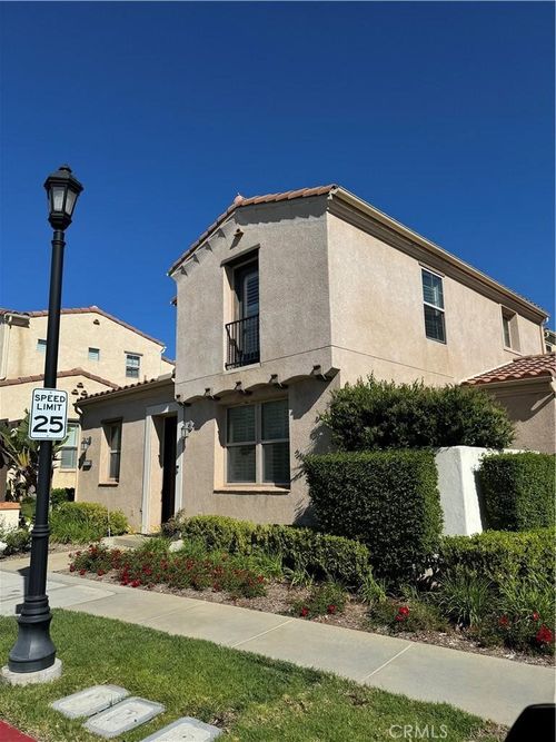 20323 Livorno Way, Porter Ranch, CA, 91326-4094 | Card Image