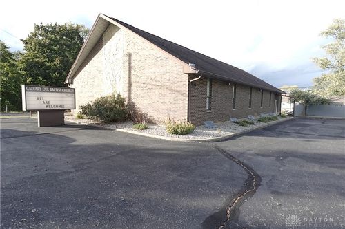 543 W Funderburg Rd, Fairborn, OH, 45324-2360 | Card Image