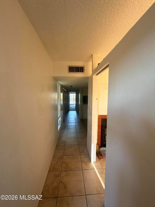 apt-6-922 N Chrysler Dr, Tucson, AZ, 85716-4390 | Card Image
