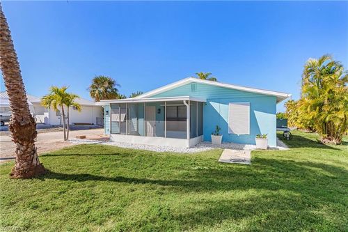 2371 Baybreeze St, ST. JAMES CITY, FL, 33956-2016 | Card Image