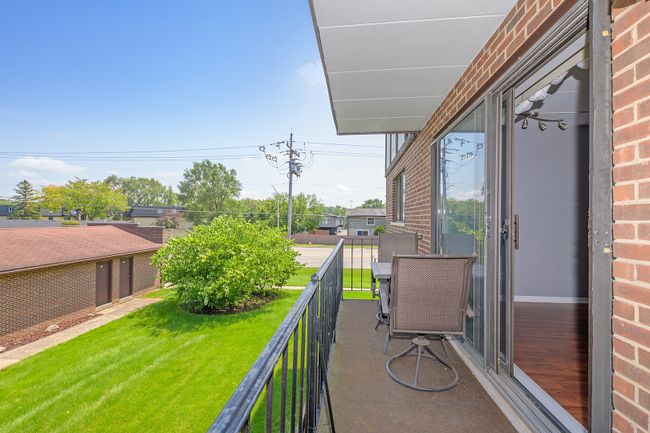 APT-2D - 11009 S Theresa Cir, Condo with 2 bedrooms, 1 bathrooms and 1 parking in Palos Hills IL | Image 18