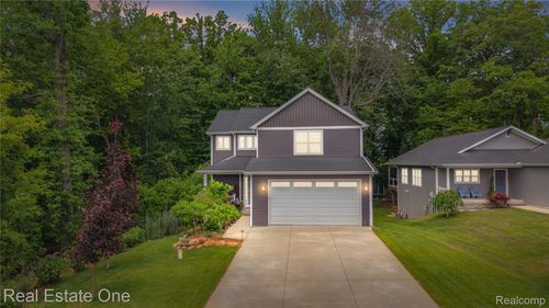 3259 Rush Lake Rd, Pinckney, MI, 48169-8557 | Card Image