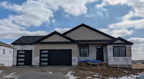 3072 Ridgeview Cir, Coralville, IA, 52241-3056 | Card Image