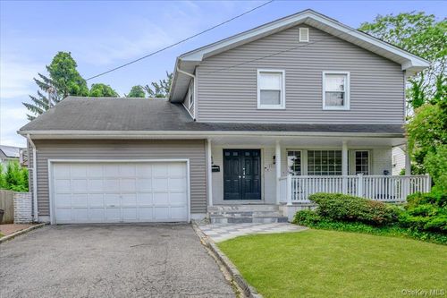 1127 Fordham Ln, Woodmere, NY, 11598-1015 | Card Image