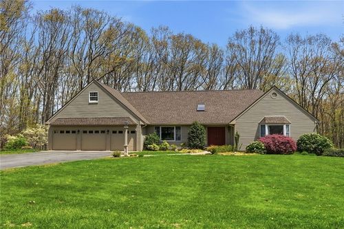 244 Beechwood Dr, Cranston, RI, 02921-3309 | Card Image