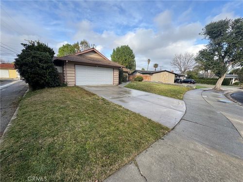 22435 Welby Way, West Hills, CA, 91307-3741 | Card Image