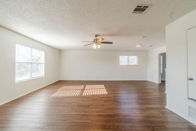 921 Rock Dove Cir, House other with 3 bedrooms, 3 bathrooms and null parking in Saginaw TX | Image 15