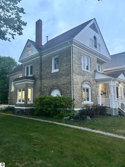 508 S University Ave, Mt. Pleasant, MI, 48858-3150 | Card Image