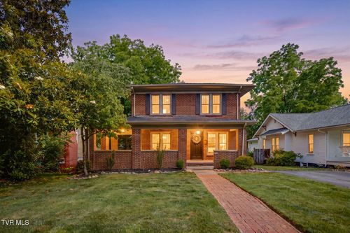 206 9th Avenue, Johnson City, TN, 37601 | Card Image