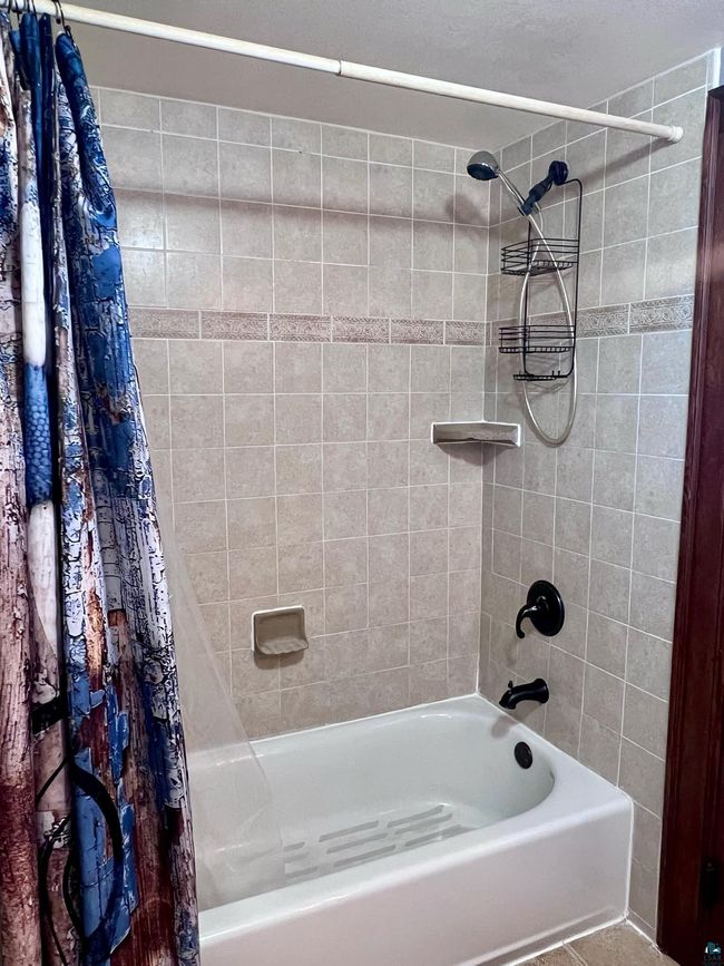 715 Garfield St, House other with 3 bedrooms, 2 bathrooms and null parking in Eveleth MN | Image 15