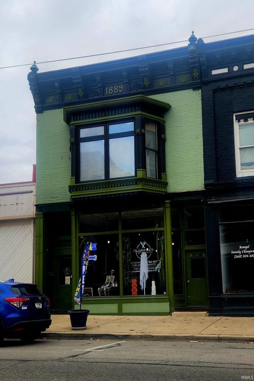 316 S Cavin St, Ligonier, IN, 46767-1828 | Card Image