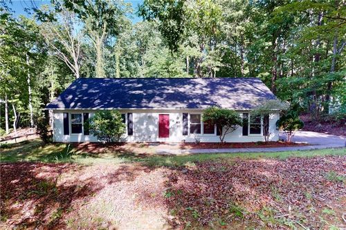 5308 Westrock Dr, Pfafftown, NC, 27040-9377 | Card Image