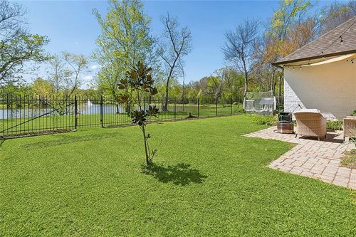 335 S Club Ave, Saint Gabriel, LA, 70776-4440 | Card Image