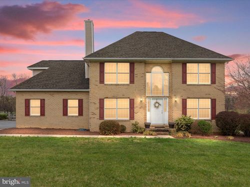 768 Pheasant Hill Rd, Summit Point, WV, 25446-3633 | Card Image