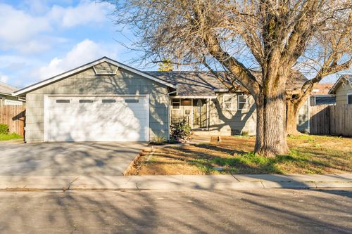 829 Morning Glory Street, West Sacramento, CA, 95691 | Card Image