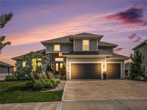 17309 Stearns St, Overland Park, KS, 66221-8554 | Card Image