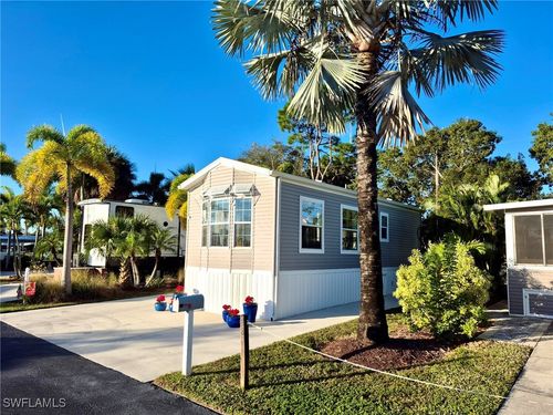 8-173 Redwood Ln, NAPLES, FL, 34114-8131 | Card Image