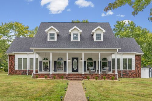 114 Skylark Dr, Hopkinsville, KY, 42240-2690 | Card Image