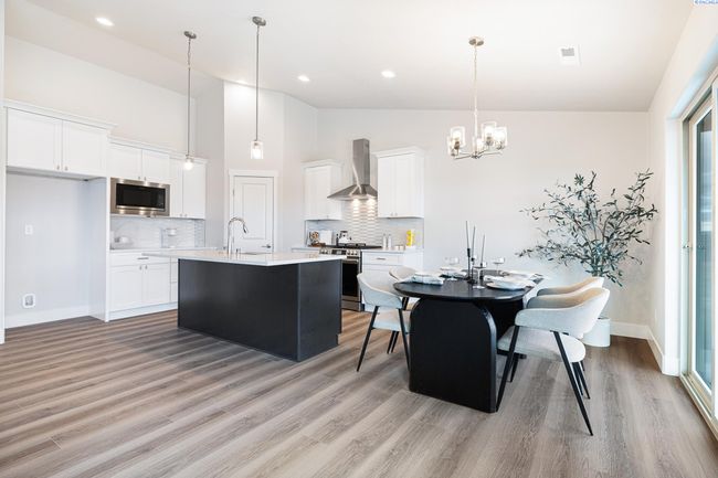 10705 Danube Dr, Home with 4 bedrooms, 2 bathrooms and null parking in Pasco WA | Image 14