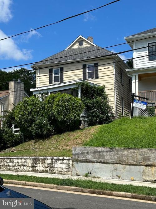 2628 Myrtle Ave Ne, WASHINGTON, DC, 20018-2630 | Card Image
