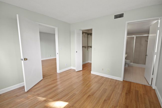 APT-101 - 2230 N Cypress Bend Dr, Condo with 2 bedrooms, 2 bathrooms and null parking in Pompano Beach FL | Image 17