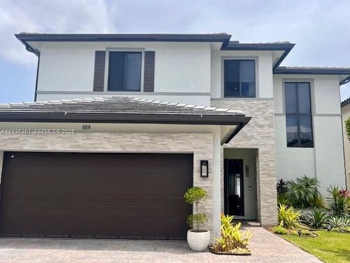 8108 Nw 48th Ter, Doral, FL, 33166-5688 | Card Image