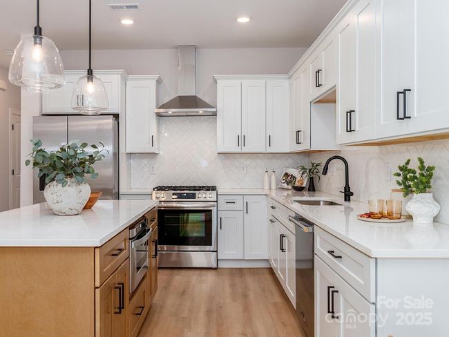 2507 Elon St, Townhouse with 3 bedrooms, 3 bathrooms and null parking in Charlotte NC | Image 7