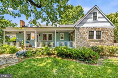 606 Edwards Ferry Rd Ne, LEESBURG, VA, 20176-3203 | Card Image