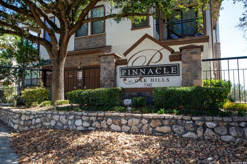 7109-7342 Oak Manor, San Antonio, TX, 78229 | Card Image