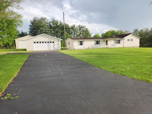 5747 E Clinton St, Albany, OH, 45710-8801 | Card Image