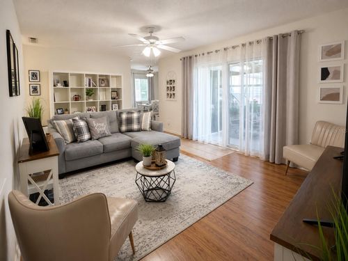 c-3810 Cortez Dr, TAMPA, FL, 33614-1550 | Card Image