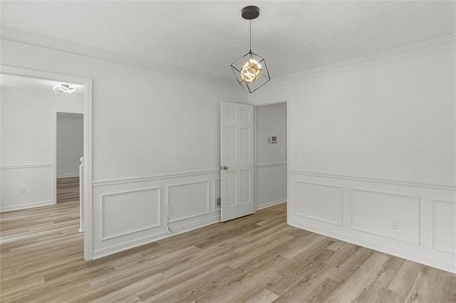 4220 Singing Post Ln Ne, House other with 5 bedrooms, 3 bathrooms and 2 parking in Roswell GA | Image 9