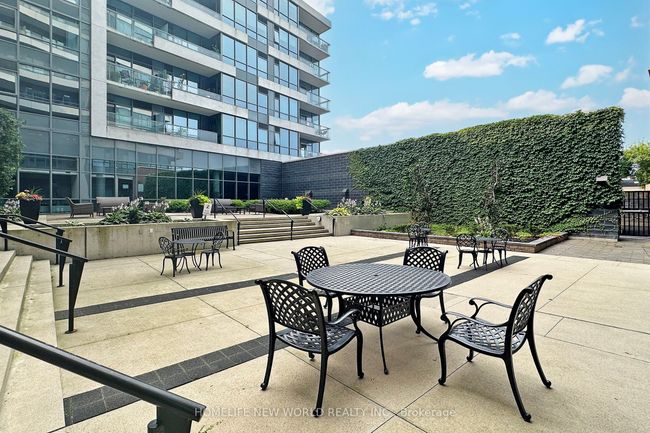 506 - 1 Hurontario St, Condo with 2 bedrooms, 2 bathrooms and null parking in Mississauga ON | Image 46