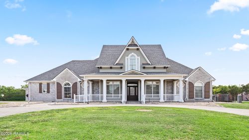 13 Shadow Bnd, New Iberia, LA, 70563-1738 | Card Image