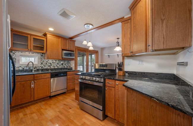 Kitchen | Image 11