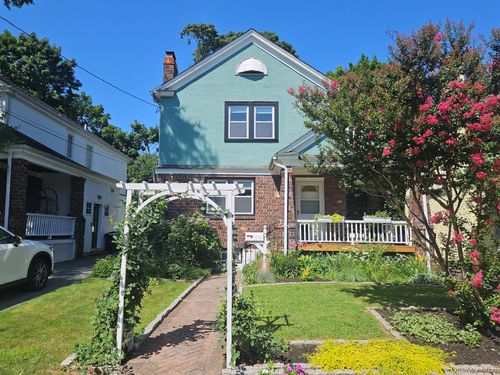 48 Hillview Ave, Port Washington, NY, 11050-2808 | Card Image