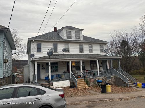 251-247-251 Green St, Edwardsville, PA, 18704-2405 | Card Image