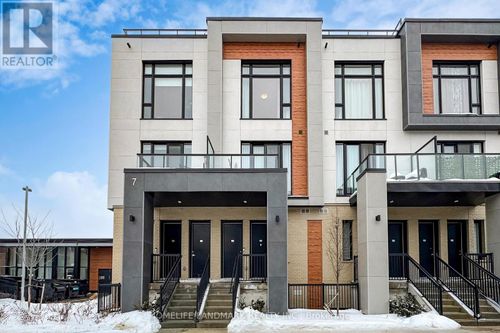 614-7 Steckley House Lane, Richmond Hill, ON, L4S0N2 | Card Image