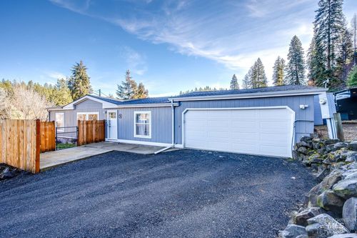813 Bentz St, Troy, ID, 83871-0045 | Card Image