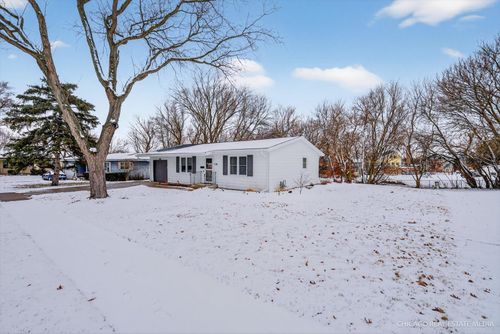 1118 Manchester Mall, McHenry, IL, 60050-4231 | Card Image