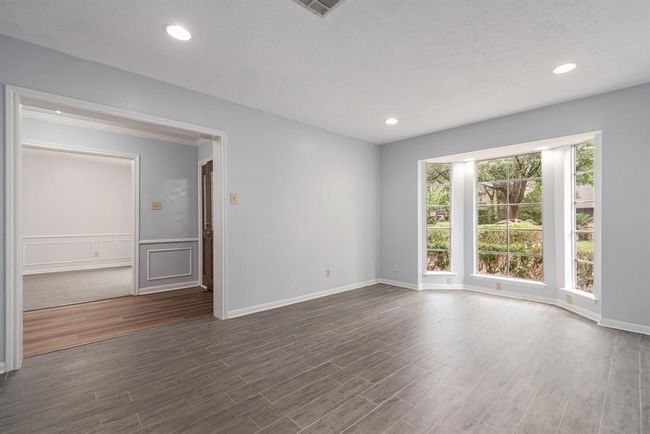 6307 Bayonne Dr, House other with 6 bedrooms, 5 bathrooms and 7 parking in Spring TX | Image 5