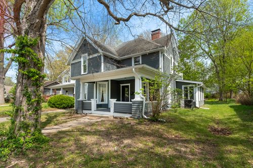 201 S Maple St, Carbondale, IL, 62901-2611 | Card Image